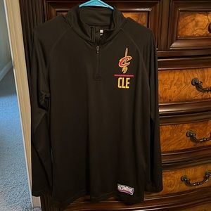 Men’s small under Armour heatgear 3/4 zip pullover